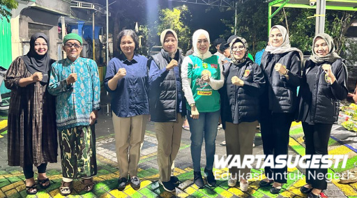 Dirres PPA PPO Polda Jatim dan Bonek Gelar Bukber Bersama Panti Asuhan Al Mu’min Surabaya 1 Polda Jatim