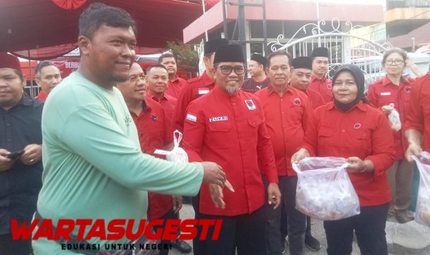DPD PDI-P Riau Gelar Buka Bersama dan Beri Santunan Anak Yatim dan Dhuafa. 1 PDI
