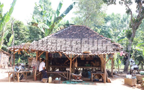 Miris, Balita di Bangkalan Tidur di Tempat Terbuka, G25 Indonesia Segera Kirim Bantuan 1 Bangkalan