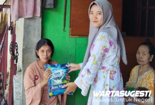 MTs Raden Rahmat Surabaya Bagi Ratusan Paket Sembako Cetak Generasi Cerdas dan Berakhlak 1 MTs Raden Rahmat