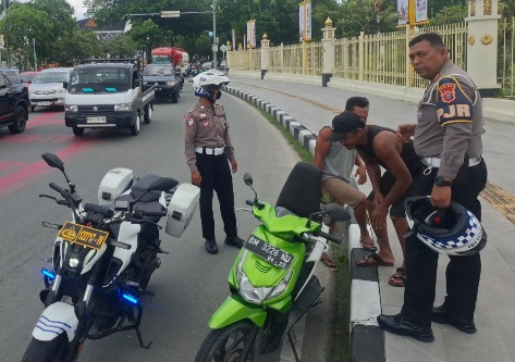 Patroli Beat Ditlantas Polda Riau Hadir di Jam Rawan