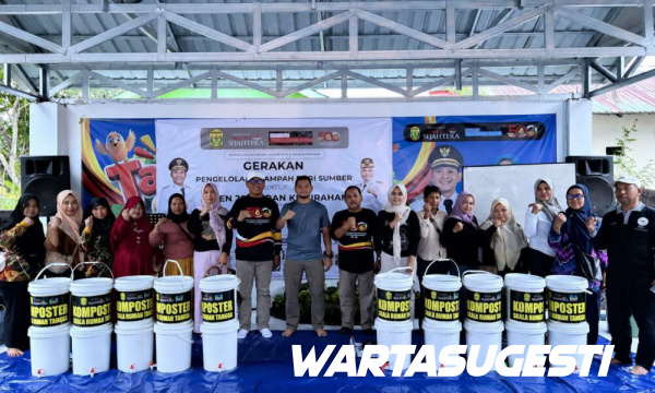 Kelola Sampah, PAM Bandarmasih Serahkan 100 Komposter kepada Masyarakat 1 Sampah