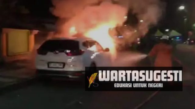 Honda CR-V Milik Mahasiswa Australia Terbakar di Dekat KBS Surabaya. 1 IMG 20240716 WA0022 Peristiwa