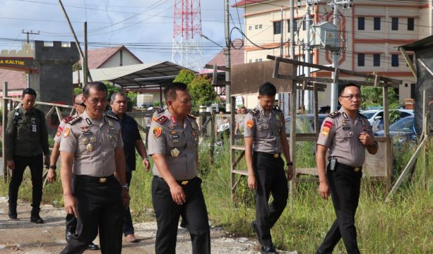 Kapolda Kaltim Tinjau Pembangunan Sarpras di KM 13 Balikpapan 1 IMG 20260501 WA0013 TNI-Polri