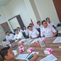 Machiavelli bersama Satgas Hadiri Evaluasi Program MBG Way Kanan 2026 3 Satgas