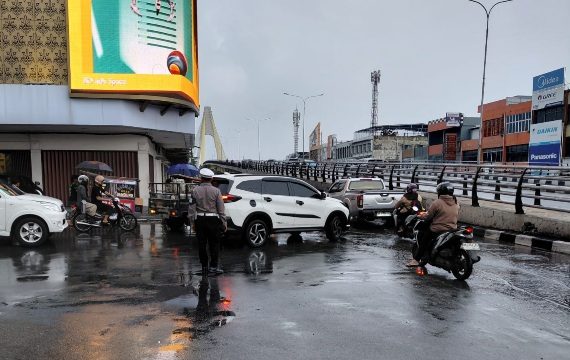 Antisipasi Lonjakan Long Weekend Polda Riau Sebar Personel di Titik Rawan