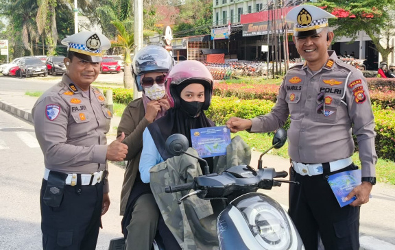 Jelang HUT ke 81 RI, Polda Riau Kobarkan Semangat Keselamatan Nasionalisme dan Green Policing 1 IMG 20260806 WA0003 Green Policing