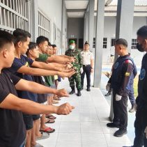 Deteksi Dini, Tim Gabungan Gelar Razia Blok Hunian di Lapas Way Kanan 3 Razia