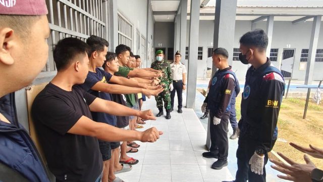 Deteksi Dini, Tim Gabungan Gelar Razia Blok Hunian di Lapas Way Kanan 1 Razia