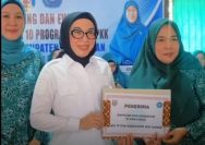 Bupati Ayu Asalasiyah Buka Monev 10 Program Pokok PKK 2026 di Buay Bahuga 1 Bupati way kanan