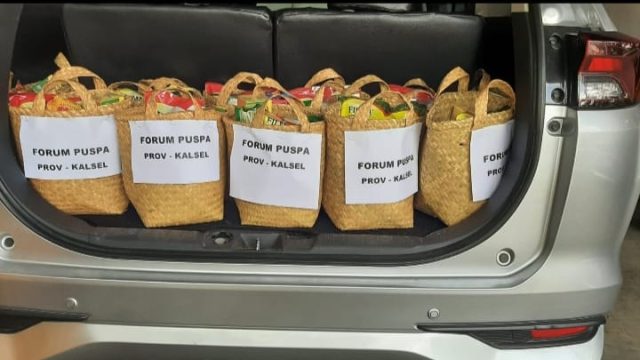 Forum PUSPA Kalsel Peduli Bagi Sembako di Momentum Hari Ibu 2025 1 IMG 20251212 WA0015 Sosial