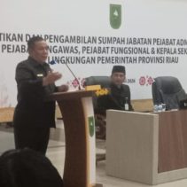 Tata Dinas Pendidikan Plt. Gubernur Riau Lantik 77 Kepala Sekolah 2 Pendidikan