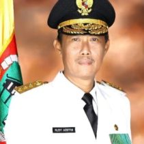 Mantan Gubernur Kalsel Wafat UNUKASE Berduka : Tokoh Panutan dan Sahabat Ulama 4 IMG 20260907 051257 Gubernur Kalsel