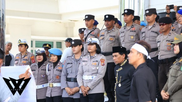 Aksi Guru Honorer di Hardiknas Kondusif, Polres Kutim Beri Pelayanan Maksimal