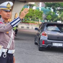 Libur Sekolah Berakhir, Ditlantas Polda Riau Siaga Penuh Amankan Arus Lalu Lintas 4 IMG 20260713 WA0013 Pekanbaru