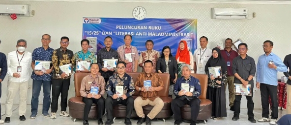 Ombudsman Kalsel Luncurkan Buku 15/25 dan Literasi Anti Maladministrasi 1 Ombudsman kalsel