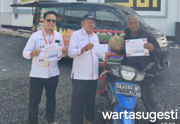 LAZISMU Al Furqan Salurkan Bantuan Sembako dan Paket UMKM 1 IMG 20251206 WA0043 Banjarmasin