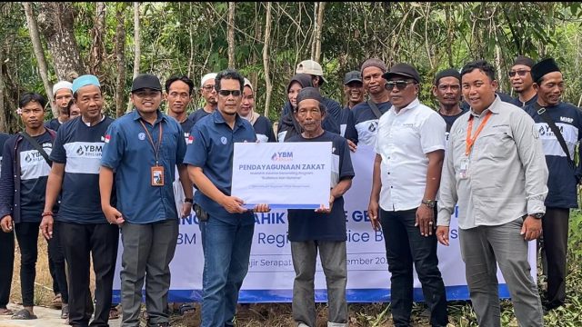 Baitul Maal Brilian RO Banjarmasin Kembangkan Budidaya Ikan Kolam Tanah 1 IMG 20251109 WA0026 Daerah