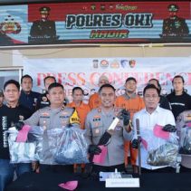 polisi berhasil menangkap 3 pelaku yang menyebabkan 1 orang pria di oki tewas 1753256419248 169 1 Duel