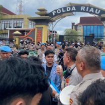 BEM IKES Payung Negeri dan Masyarakat Riau Minta Polri Lakukan Evaluasi dan Berbenah 3 Screenshot 20250903 145318 WhatsApp