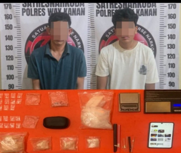 Polres Way Kanan Ungkap Kepemilikan Senpi Rakitan dan Narkotika di Negara Batin 1 IMG 20260802 WA0000 Narkoba